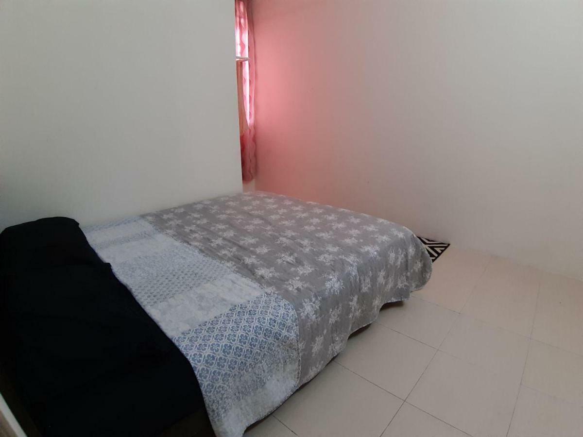 Orchidd Homestay Gambang Eksteriør bilde
