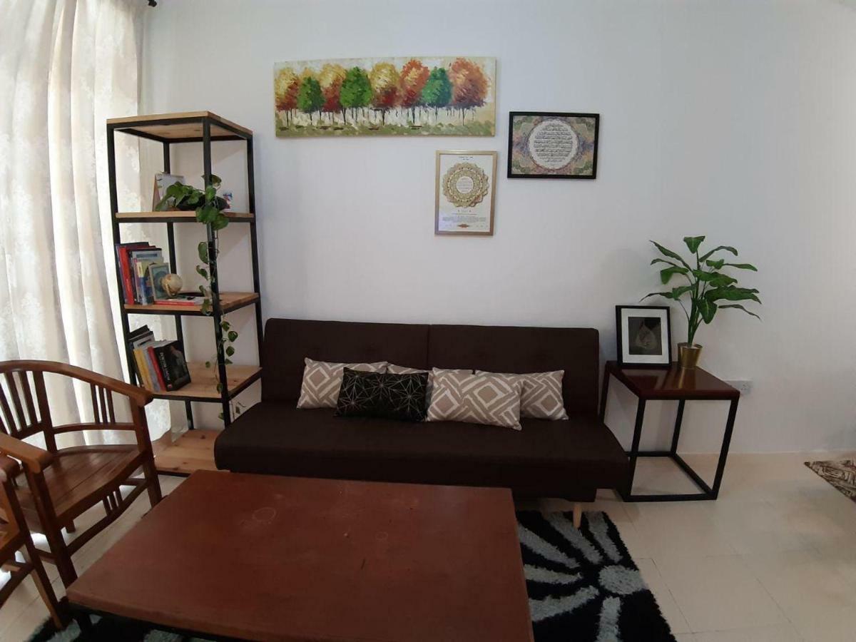 Orchidd Homestay Gambang Eksteriør bilde
